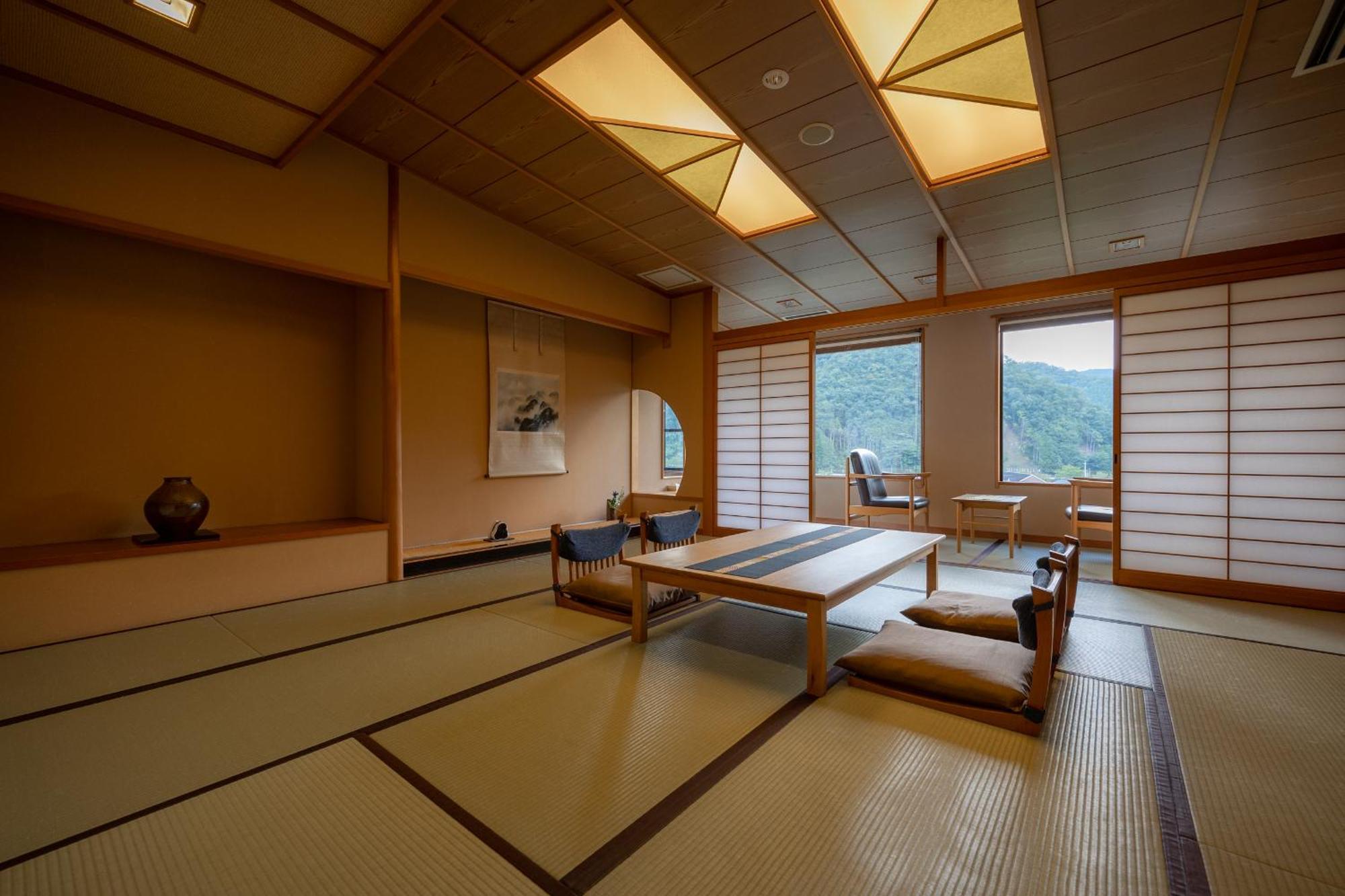 Отель Kifuno Sato Mimasaka Экстерьер фото